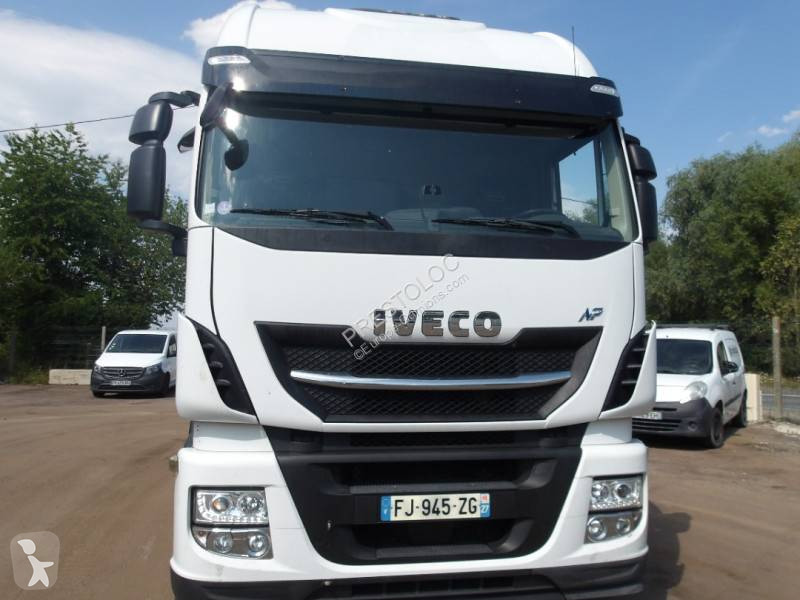 Cabeza tractora Iveco
