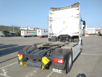 Cabeza tractora DAF