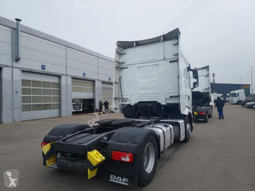 Cabeza tractora DAF
