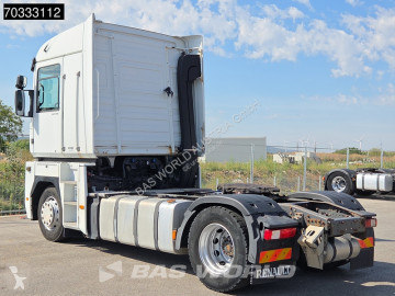 Тягач Renault