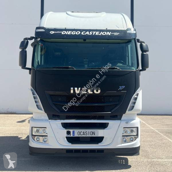 Cabeza tractora Iveco 460