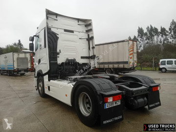 Cabeza tractora Renault