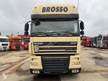 Тягач DAF XF105 460 Super Space Cab (PTO / HYDRAULIQUE POUR BENNE / PERFECT)