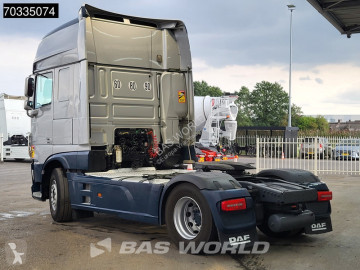 Cabeza tractora DAF