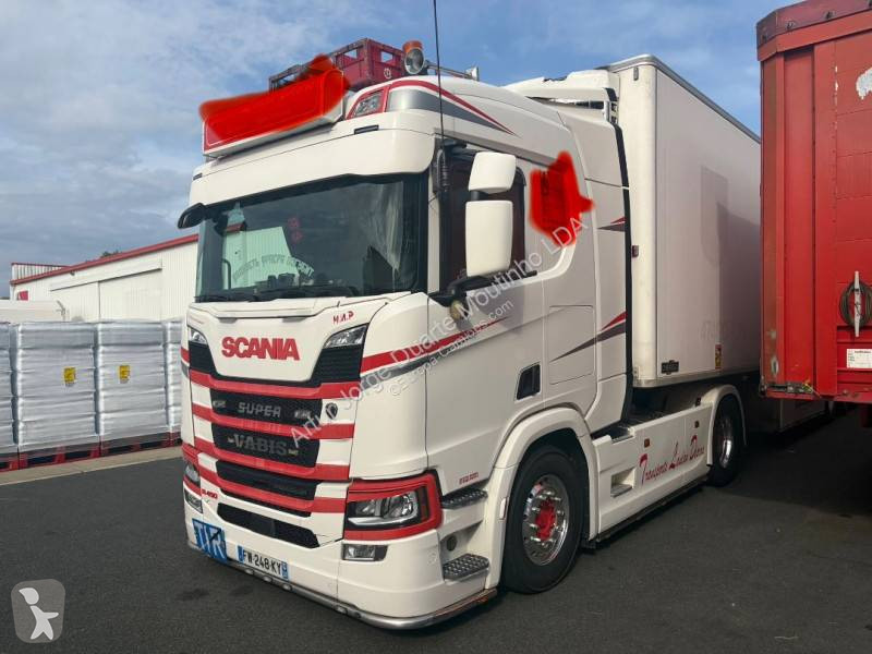 Tahač Scania 450