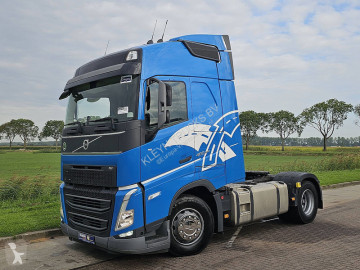 Тягач Volvo F6 FH 460