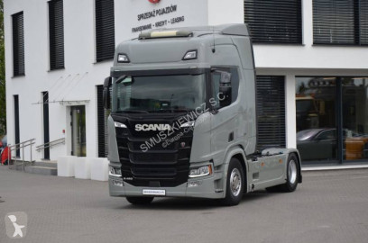 Тягач Scania