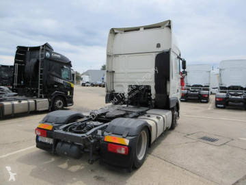 Cabeza tractora DAF