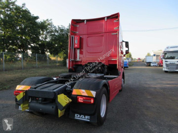 Cabeza tractora DAF