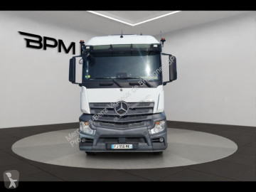 Cabeza tractora Mercedes
