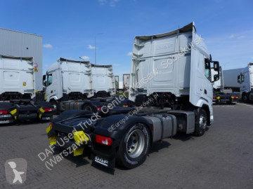 Cabeza tractora DAF