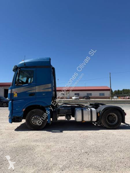 Cabeza tractora Mercedes 1848 LS