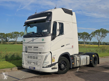 Cabeza tractora Volvo