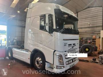 Cabeza tractora Volvo