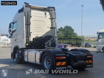 Cabeza tractora Volvo