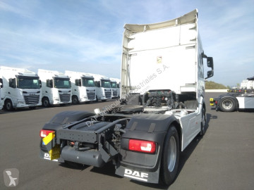 Cabeza tractora DAF