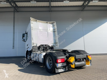 Cabeza tractora DAF