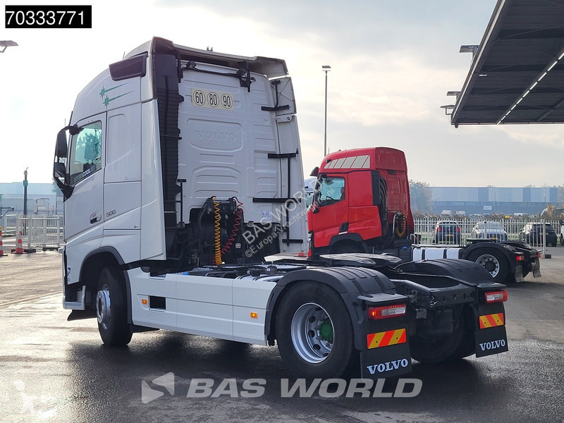 Tahač Volvo 500  4X2 Hydraulic Navi
