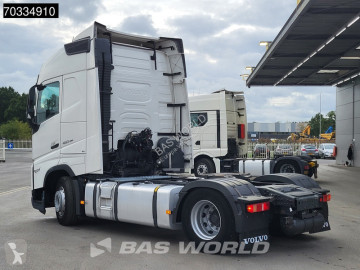 Cabeza tractora Volvo