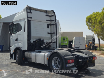 Cabeza tractora Iveco
