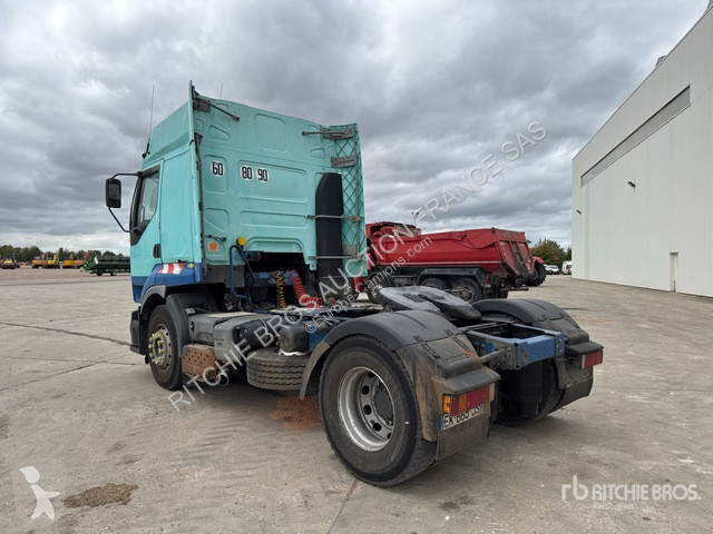 Cabeza tractora Renault