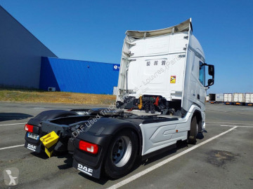 Cabeza tractora DAF