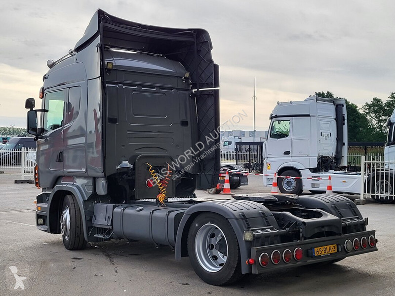 Tahač Scania 440