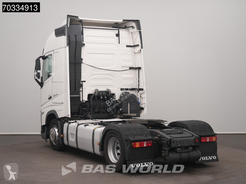 Tahač Volvo FH 460 4X2 Globe APK 08-2027 2x...