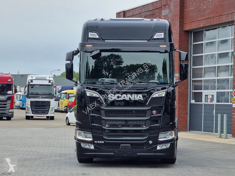 Tahač Scania R590 V8 NGS Highline 6x2 - New -...