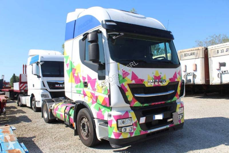 Tahač Iveco 420