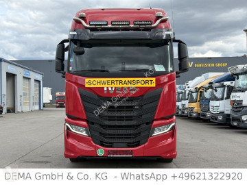 Tahač nadměrný náklad Iveco