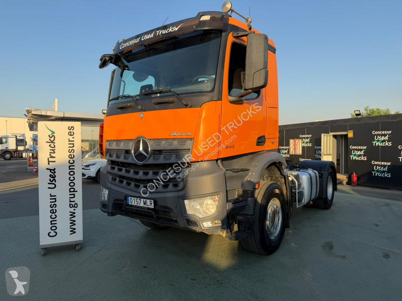 Cabeza tractora Mercedes  1842LS
