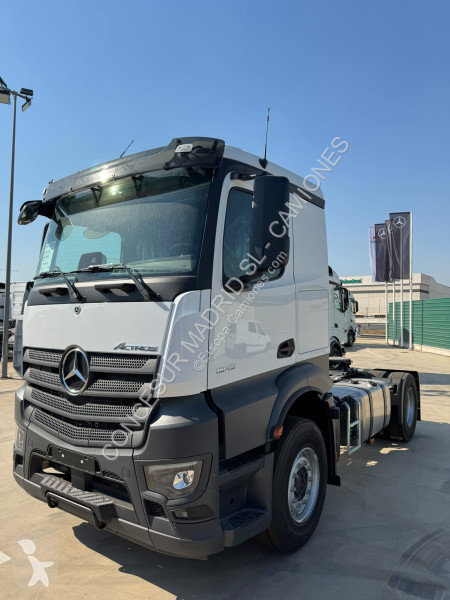 Cabeza tractora Mercedes  1845LS