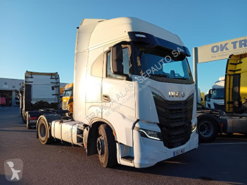 Cabeza tractora Iveco