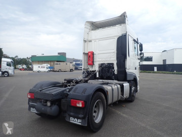 Cabeza tractora DAF