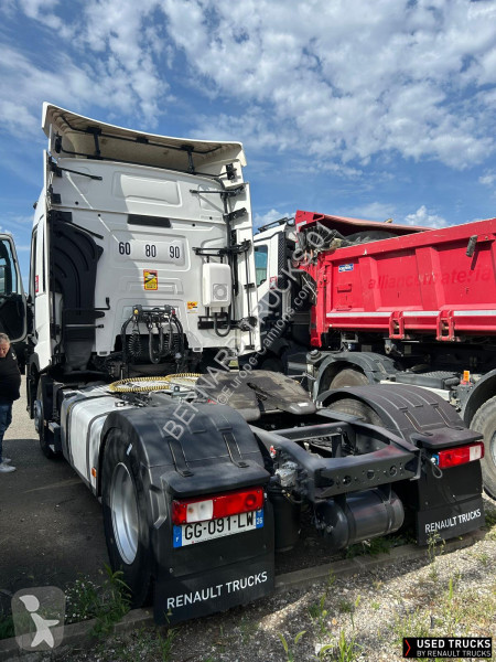 Cabeza tractora Renault