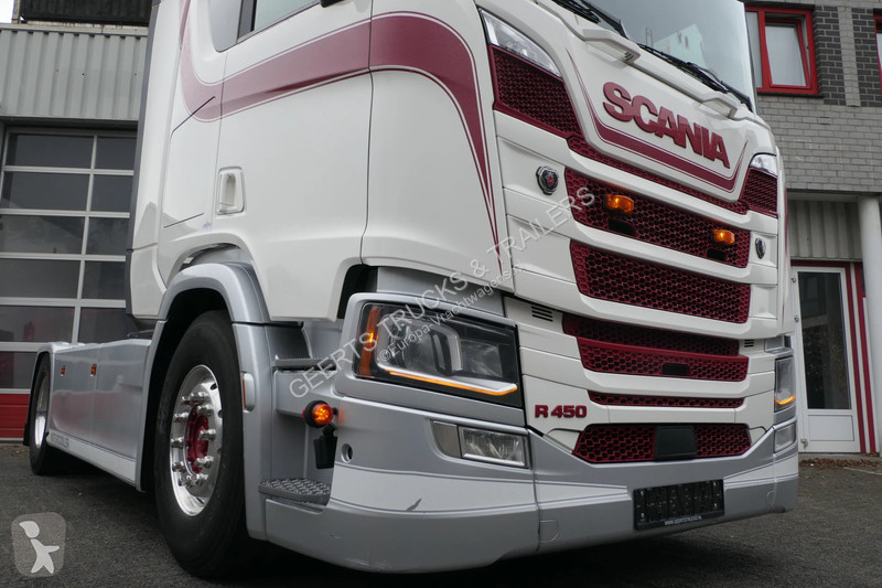 Tractor Scania