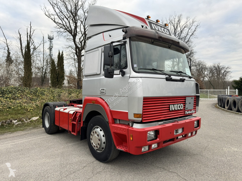 Тягач Iveco