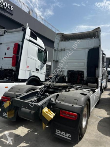 Nyergesvontató DAF XF 530 FT 4X2