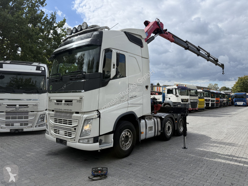 Nyergesvontató Volvo FH460 6X2 Kran HMF 2620...