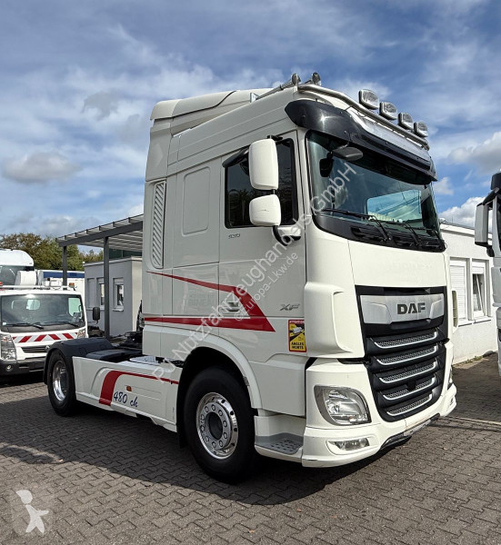 Cap tractor DAF 530
