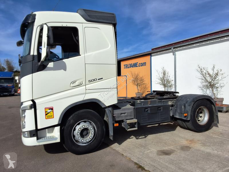 Tractor Volvo 500