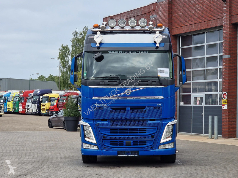 Tratores Volvo 13500 Globetrotter 4x2 -...