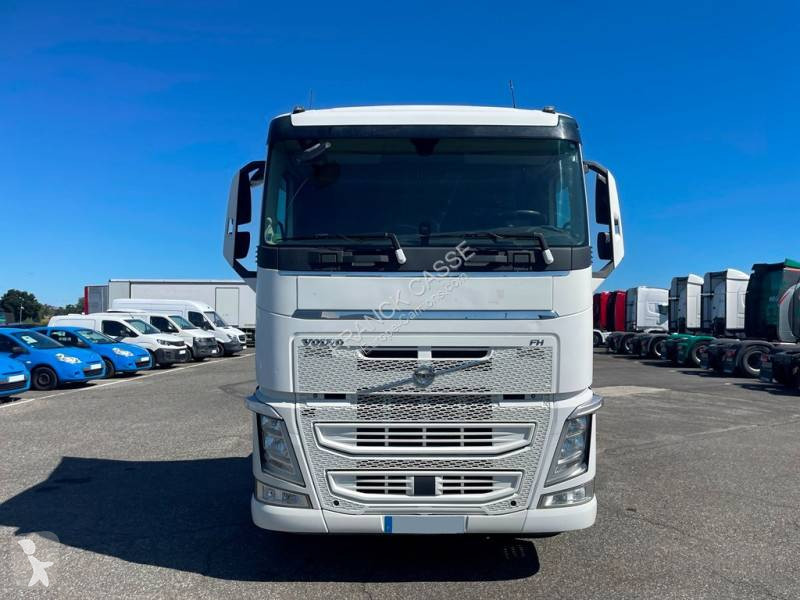 Tracteur Volvo 500