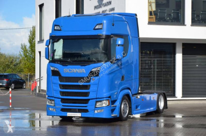 Ciągnik siodłowy Scania