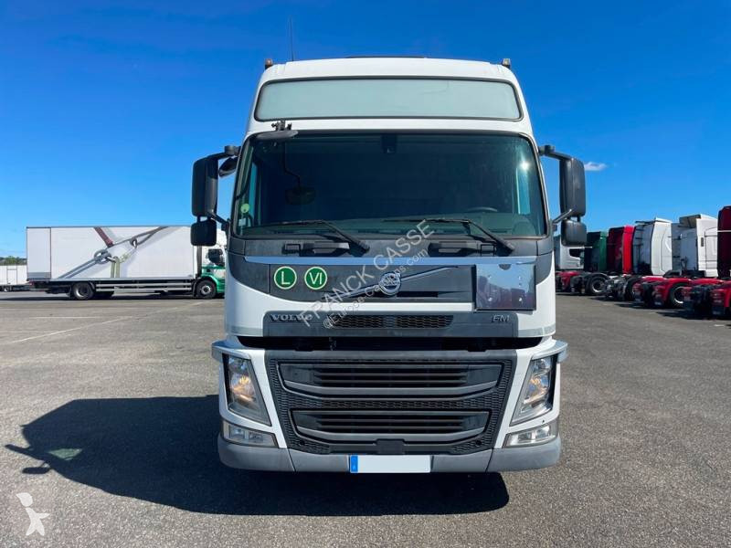 Cap tractor Volvo 500
