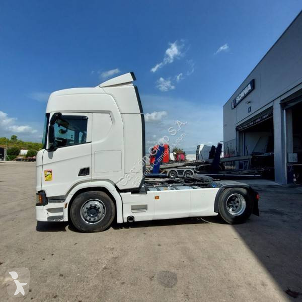 Cap tractor Scania 500