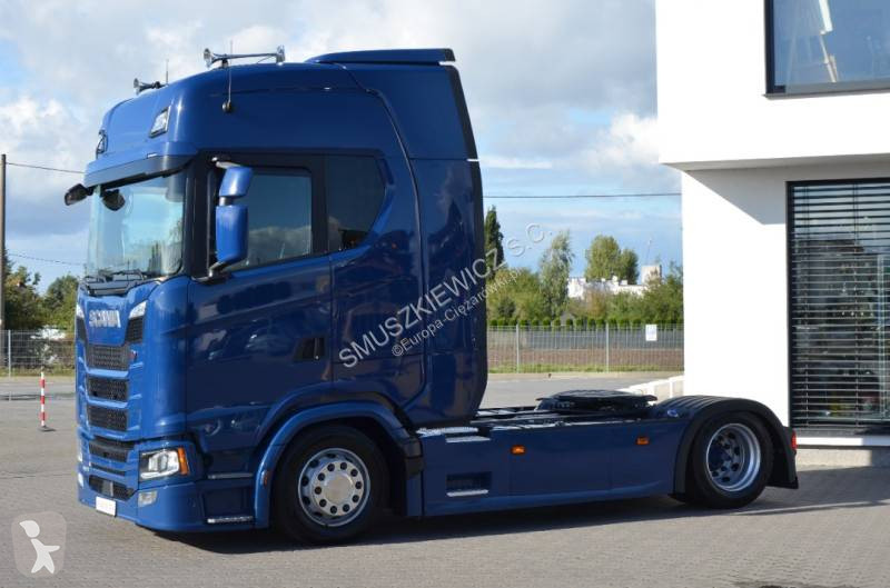 Ciągnik siodłowy Scania 460