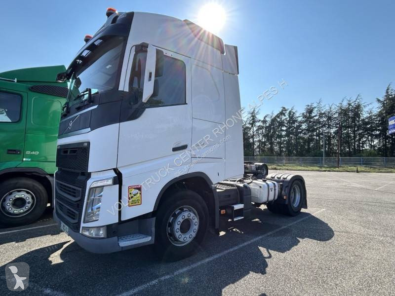 Tractor Volvo 500 Globetrotter
