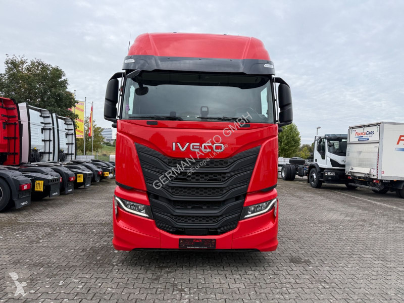 Тягач Iveco STRALIS S-WAY AS440S58T/FP Intarder...